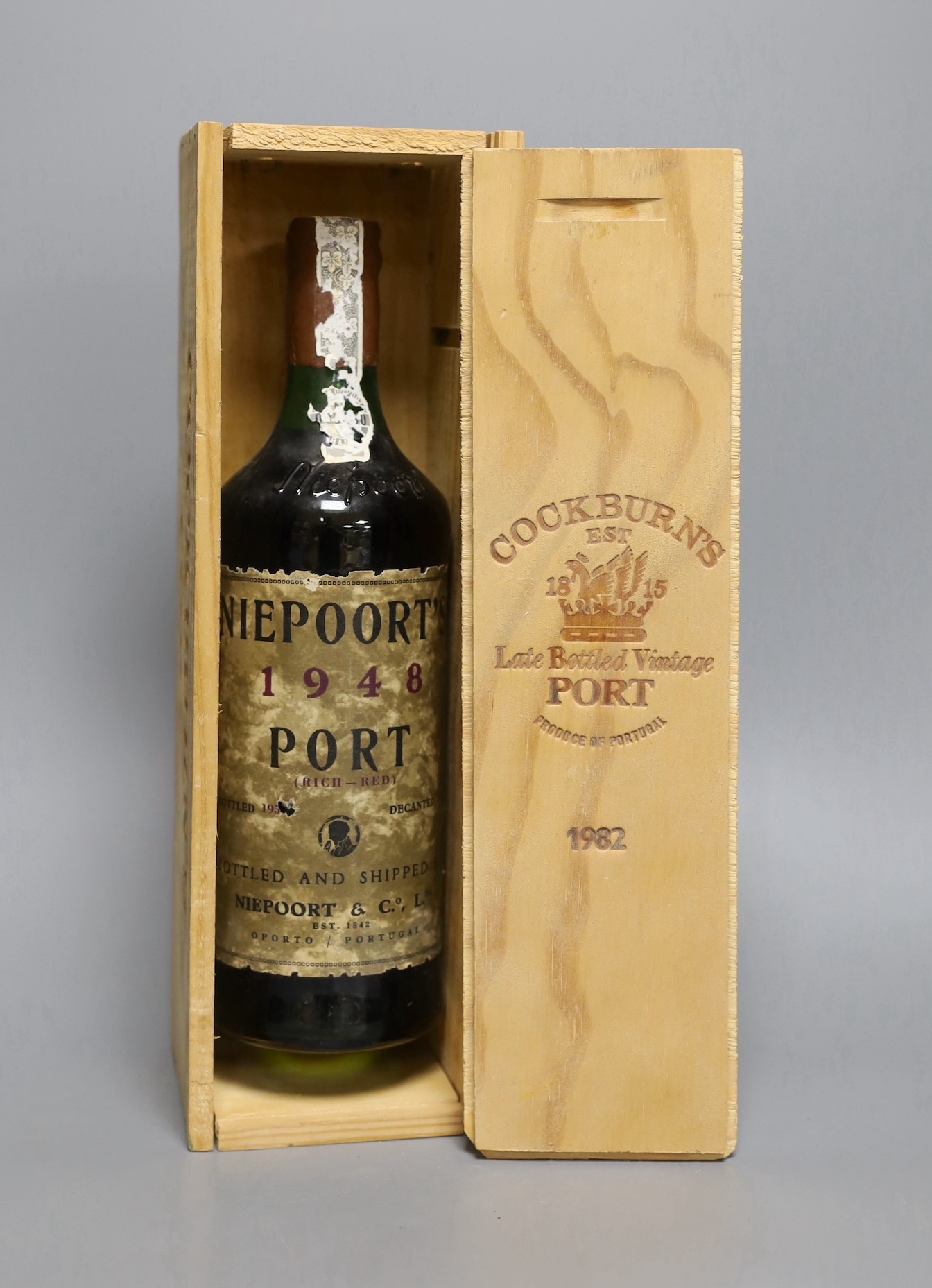 One bottle of Niepoort’s 1948 vintage port in associated wooden case